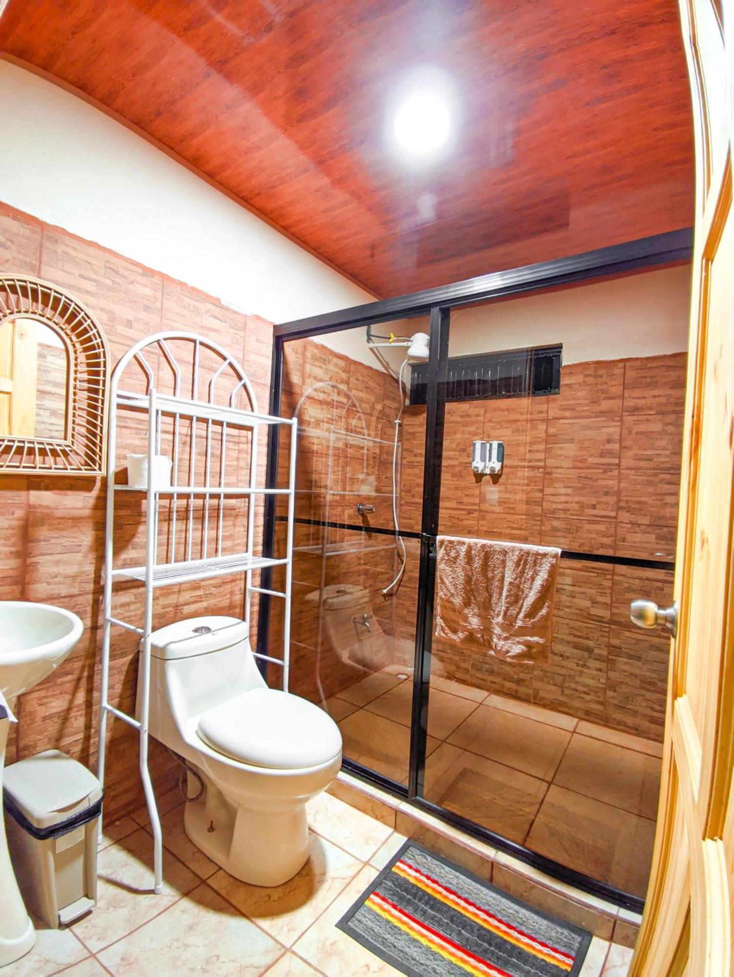 Las Colinas Glamping Turrialba Buitenkant foto