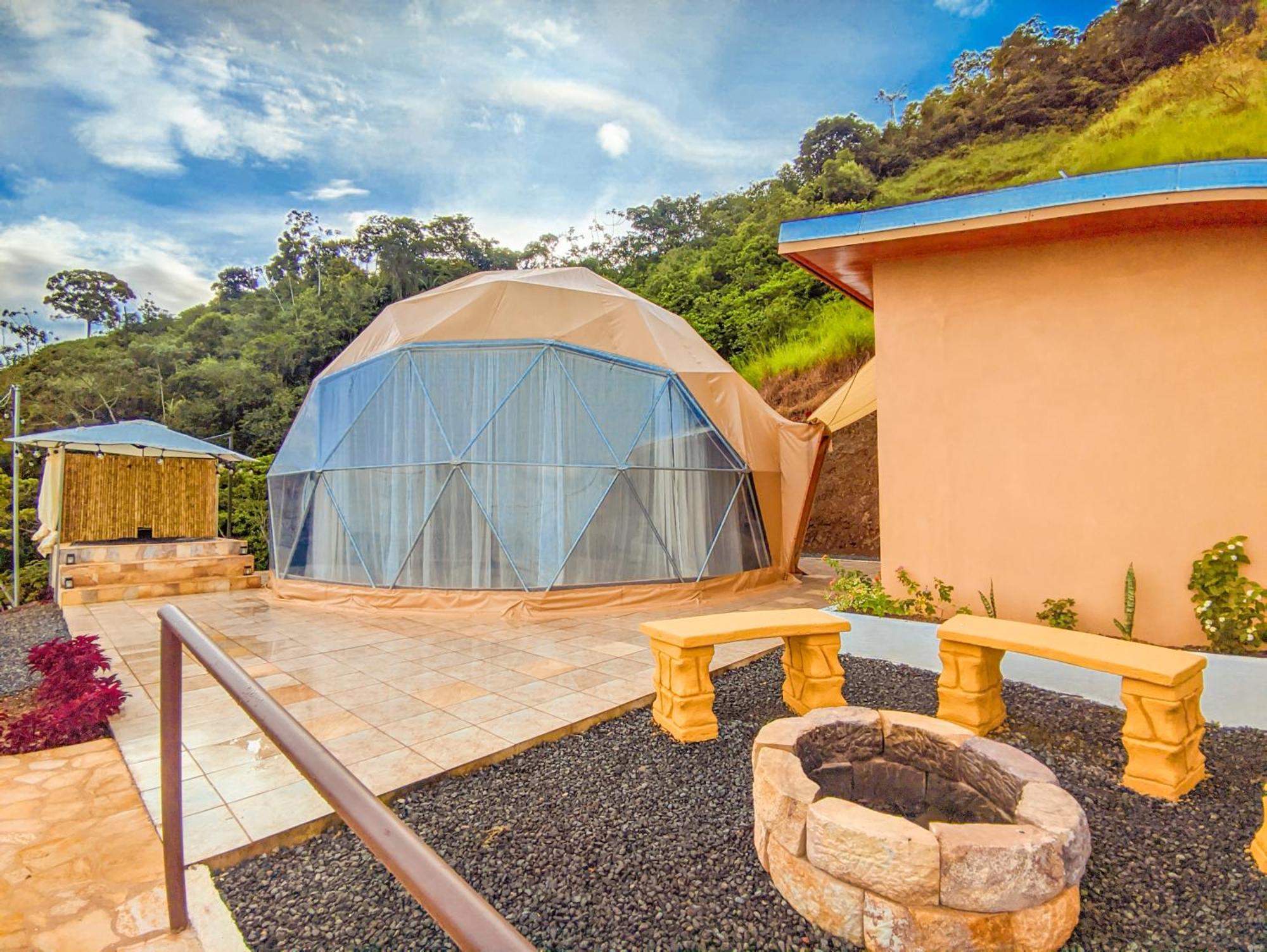 Las Colinas Glamping Turrialba Buitenkant foto