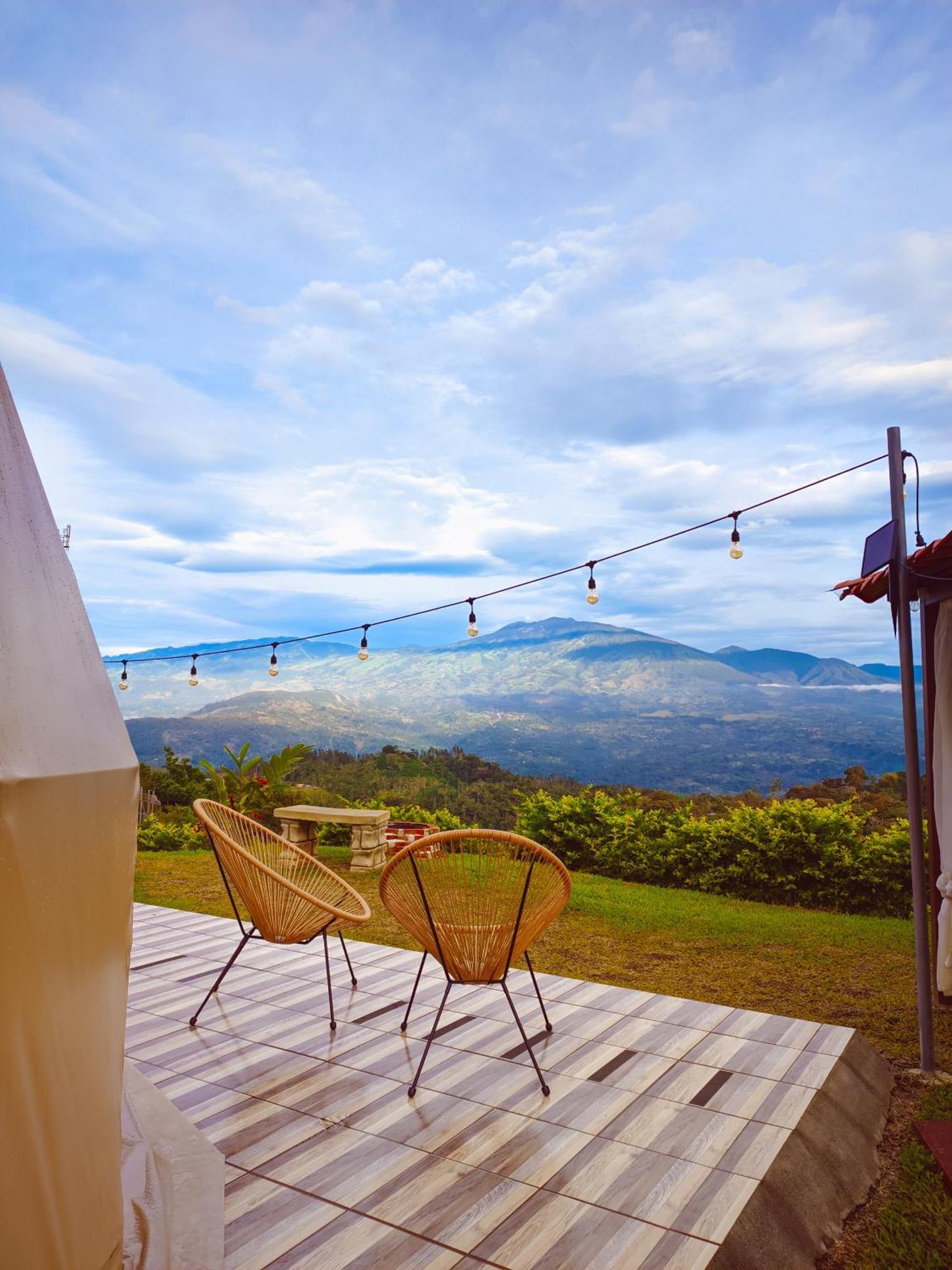 Las Colinas Glamping Turrialba Buitenkant foto